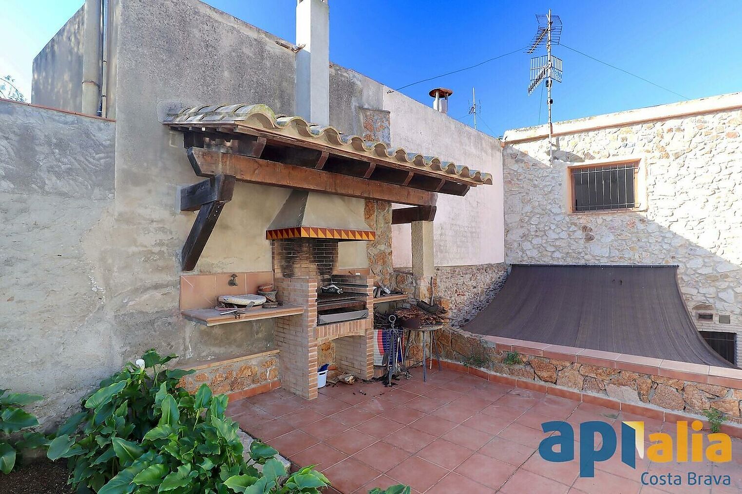 Rustic townhouse in Palamós