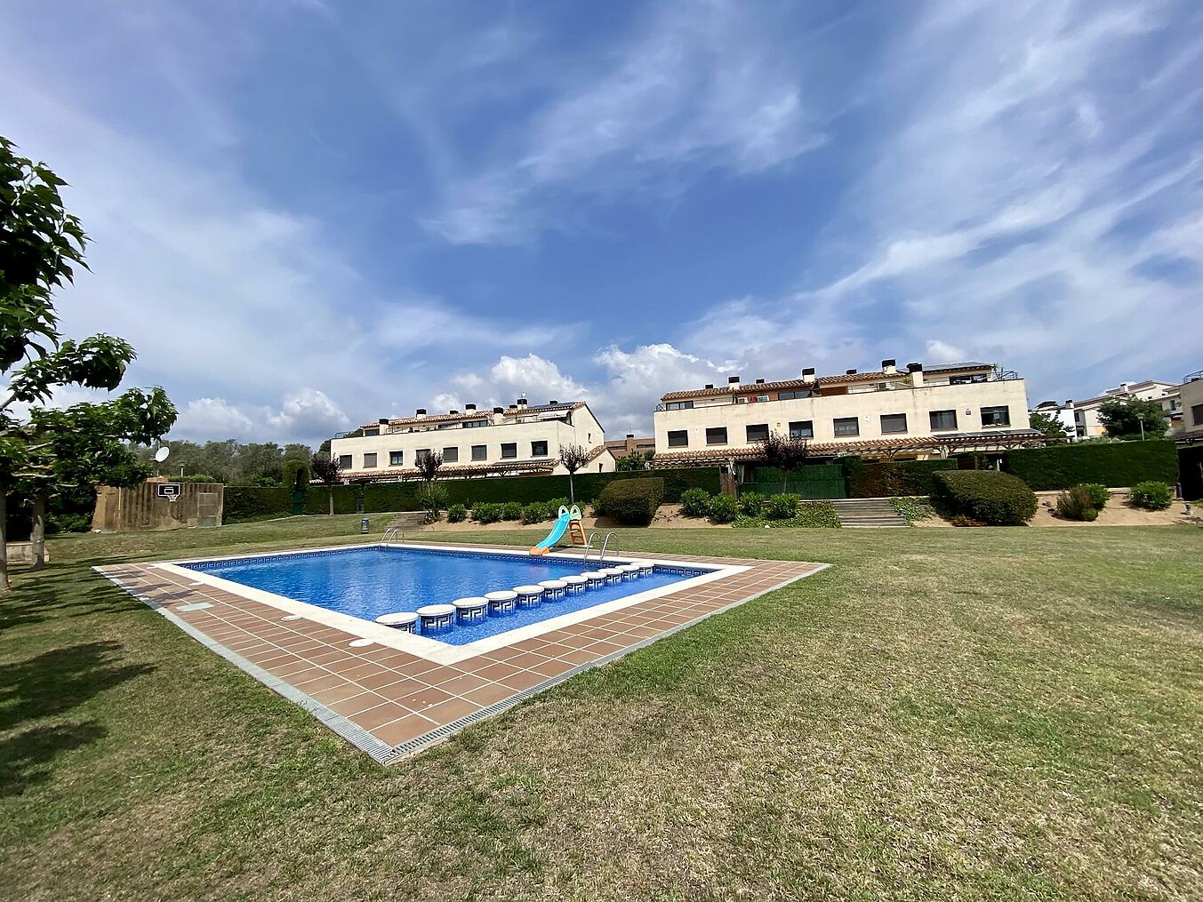 Townhouse with pool in Palamós