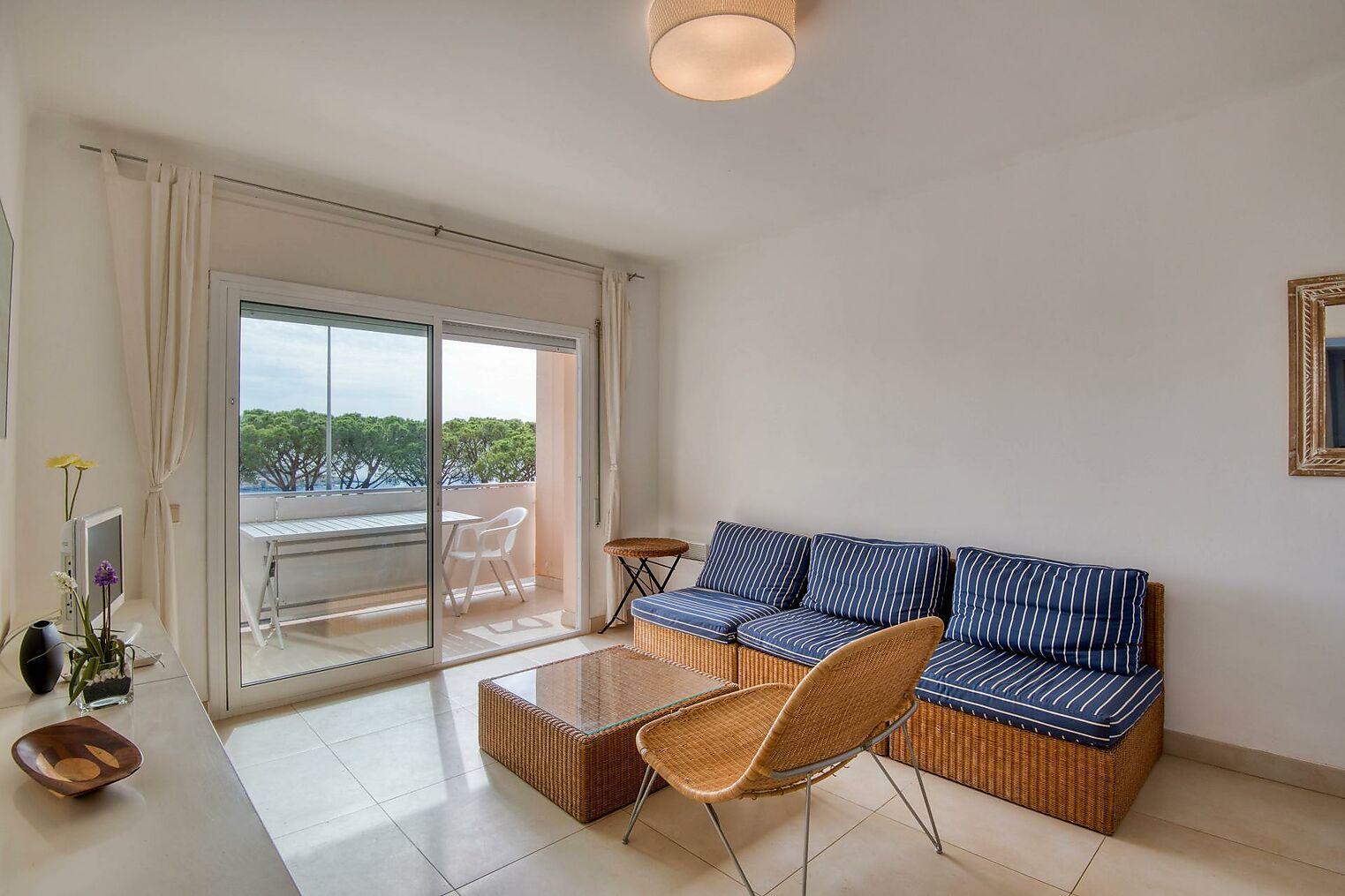 Apartment with sea views in Sant Feliu de Guíxols