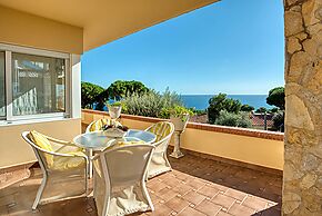 Beautiful villa with sea views in Platja d'Aro