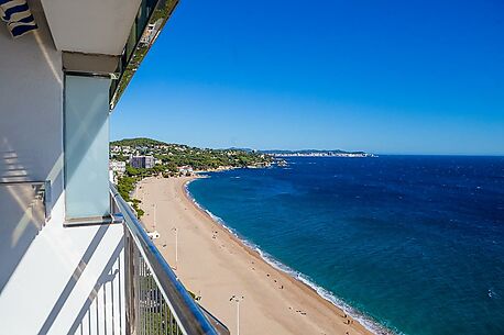 Renovate apartment with sea views in Platja d'Aro