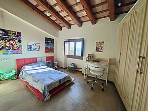 Casa gran a Mont-Ras