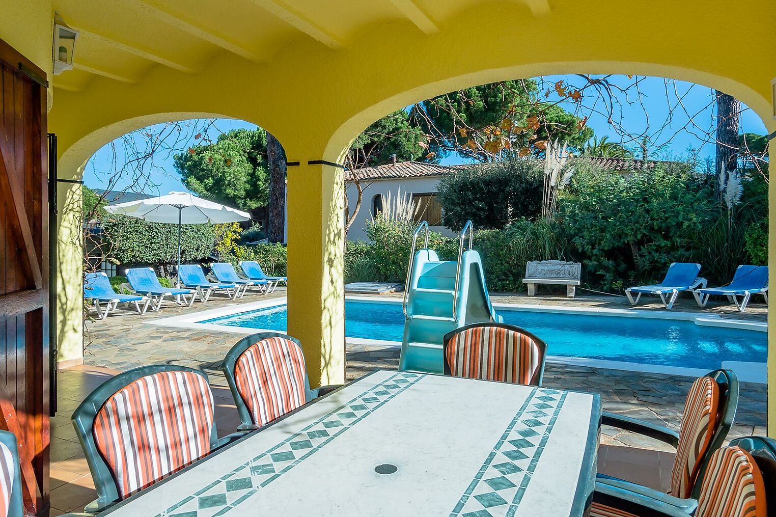 Detached villa set on a beautiful plot in a quiet residential area, just 10 mins drive to the beach.