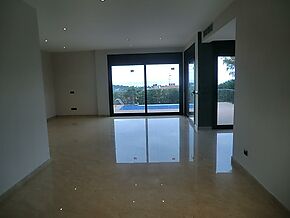 Brand new detached villa with pool and sea views.