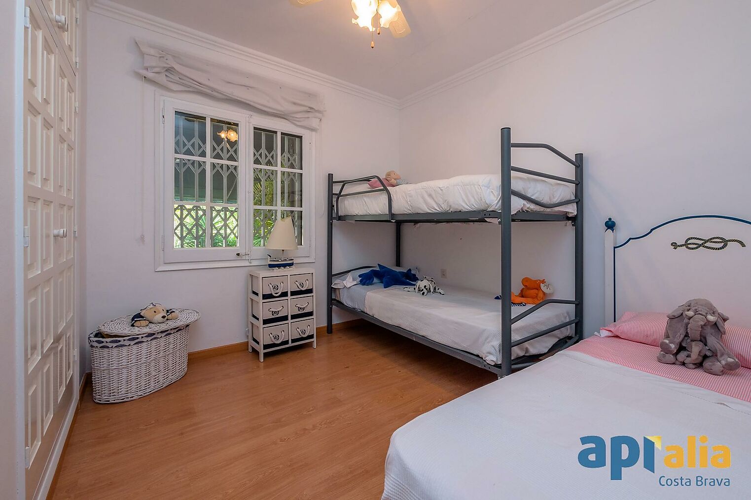 Preciosa casa singular de 4 dormitoris a la bonica urbanització de Cabanyes a Calonge.