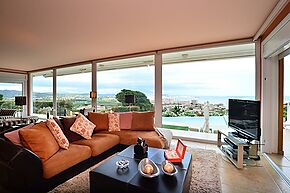 Casa de lujo con los mejores acabados y con increibles vista a la bahía de Palamós