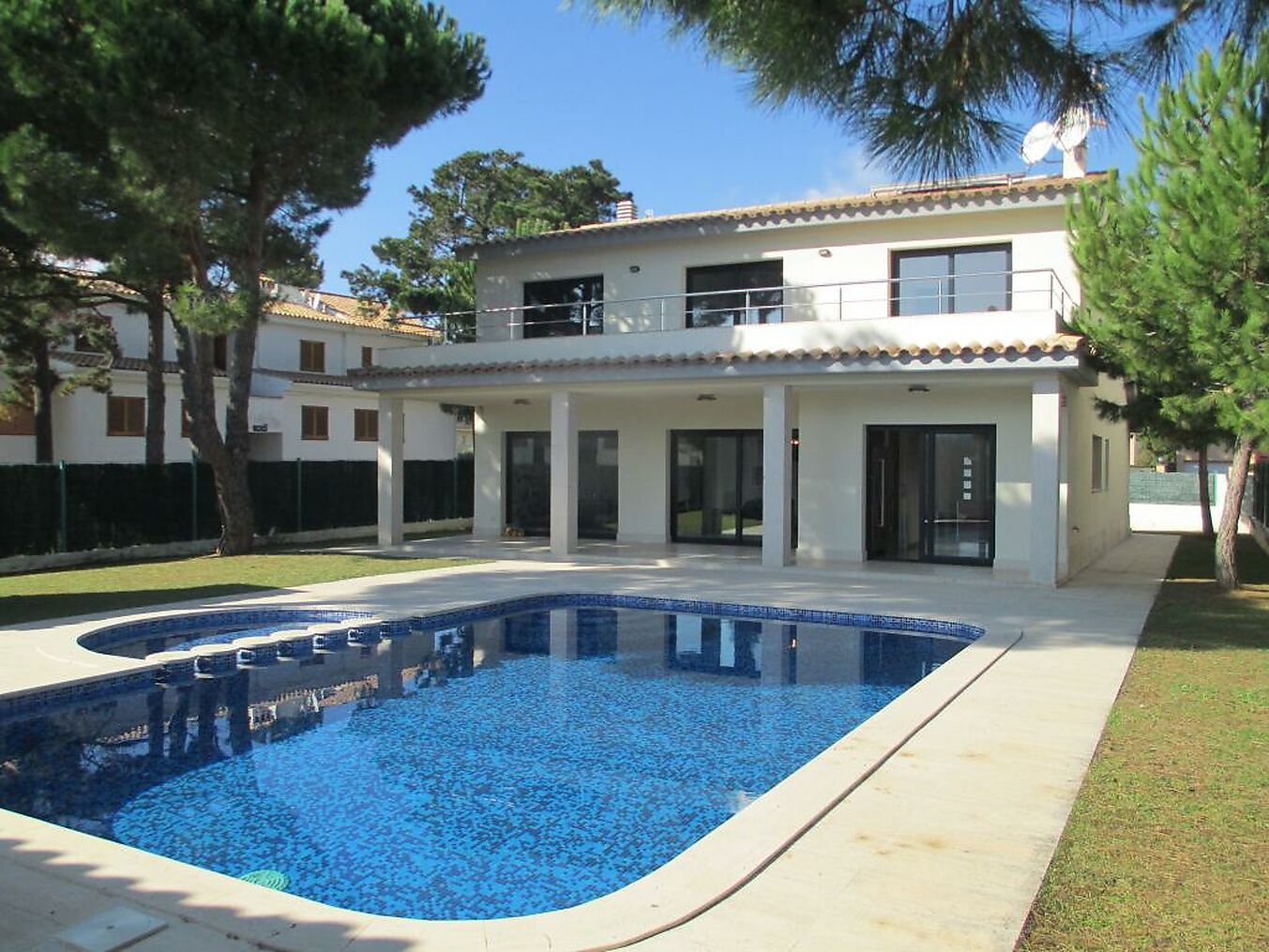 Modern Villa in the beautiful town of S 'Agaró.