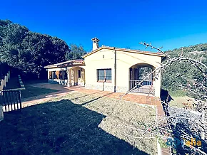 Casa bonita en Vall Repos