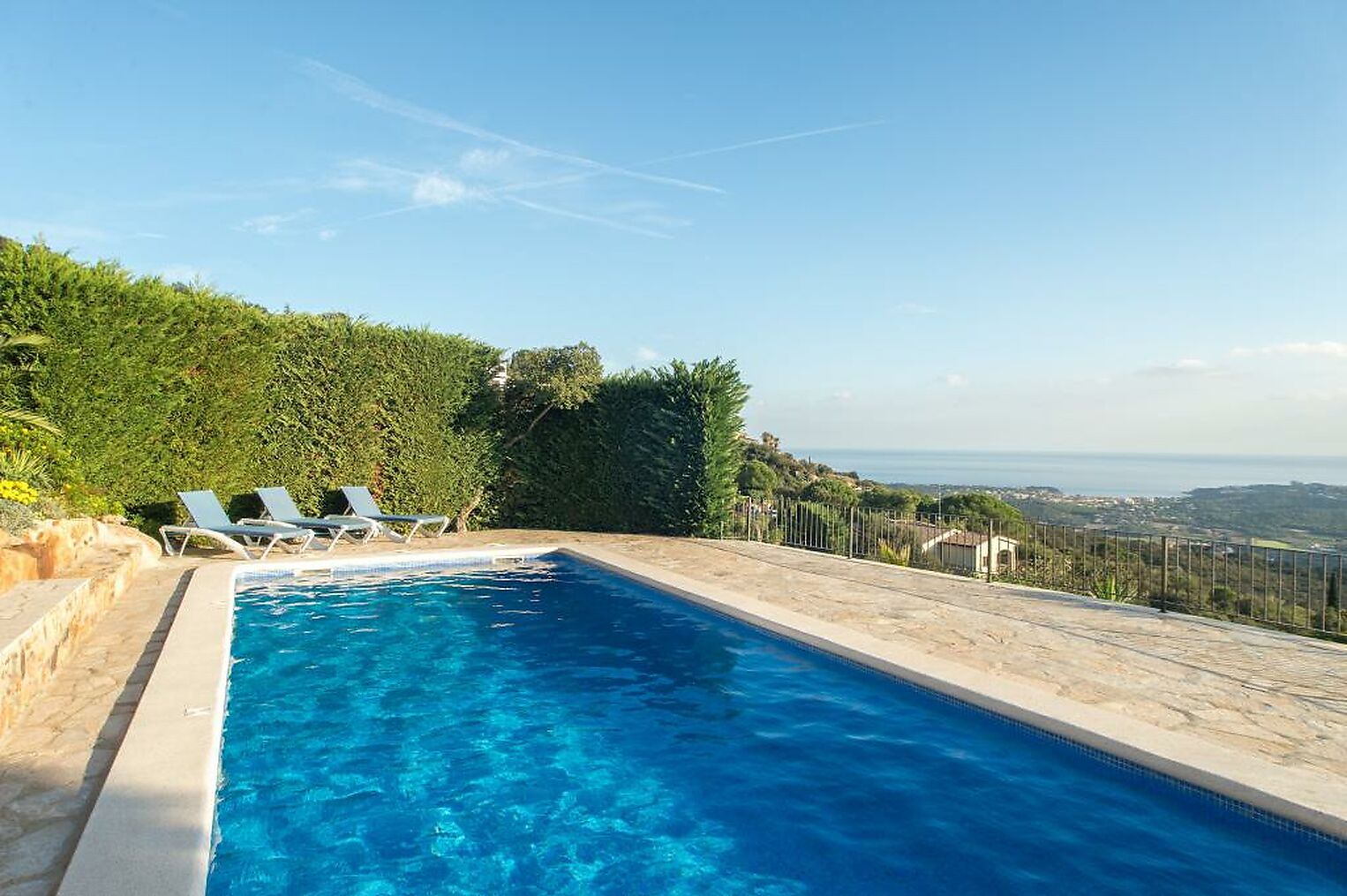 Villa for sale in Mas Nou (Platja d'Aro) with beautiful sea views.