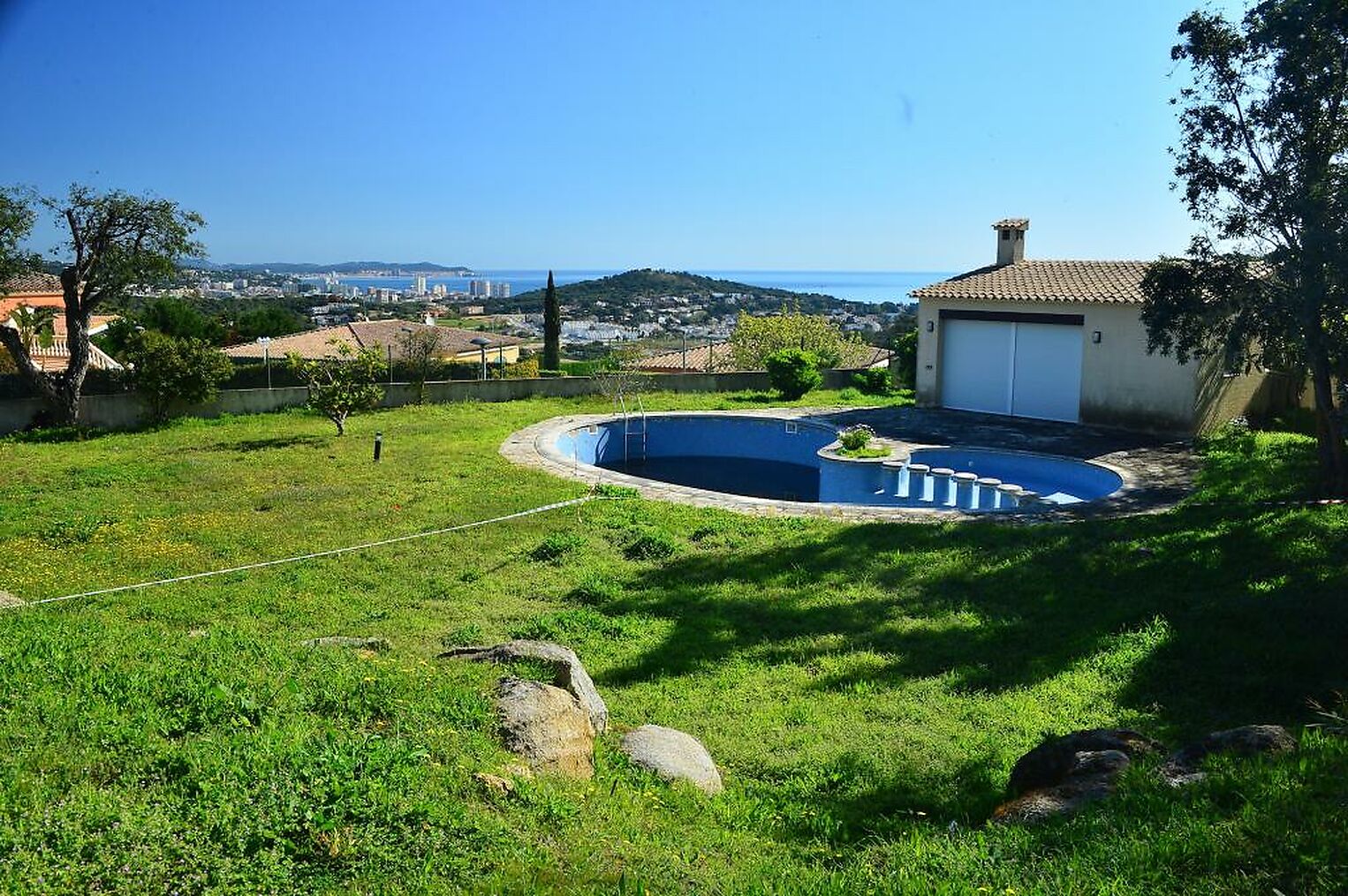 Magnifique Villa avec très jolies vues sur la mer, située à Sant Feliu de Guíxols.