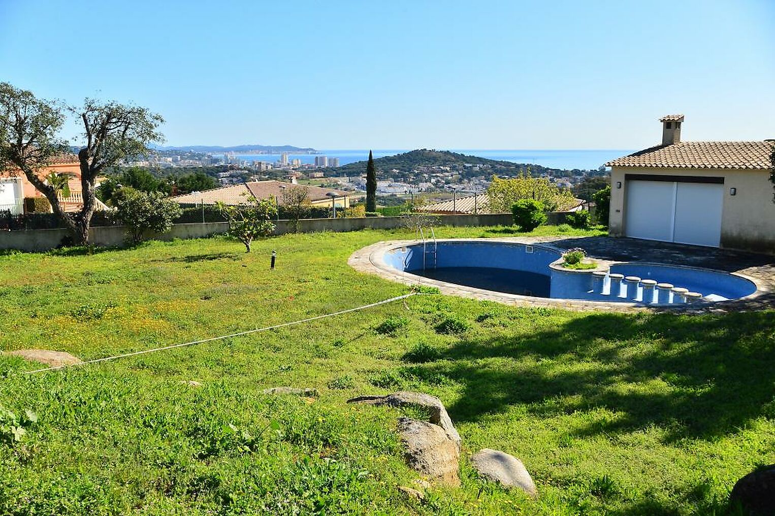 Magnifique Villa avec très jolies vues sur la mer, située à Sant Feliu de Guíxols.