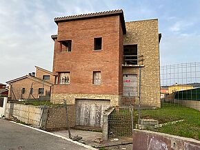 Casa independent en construcció a Vall-llobrega