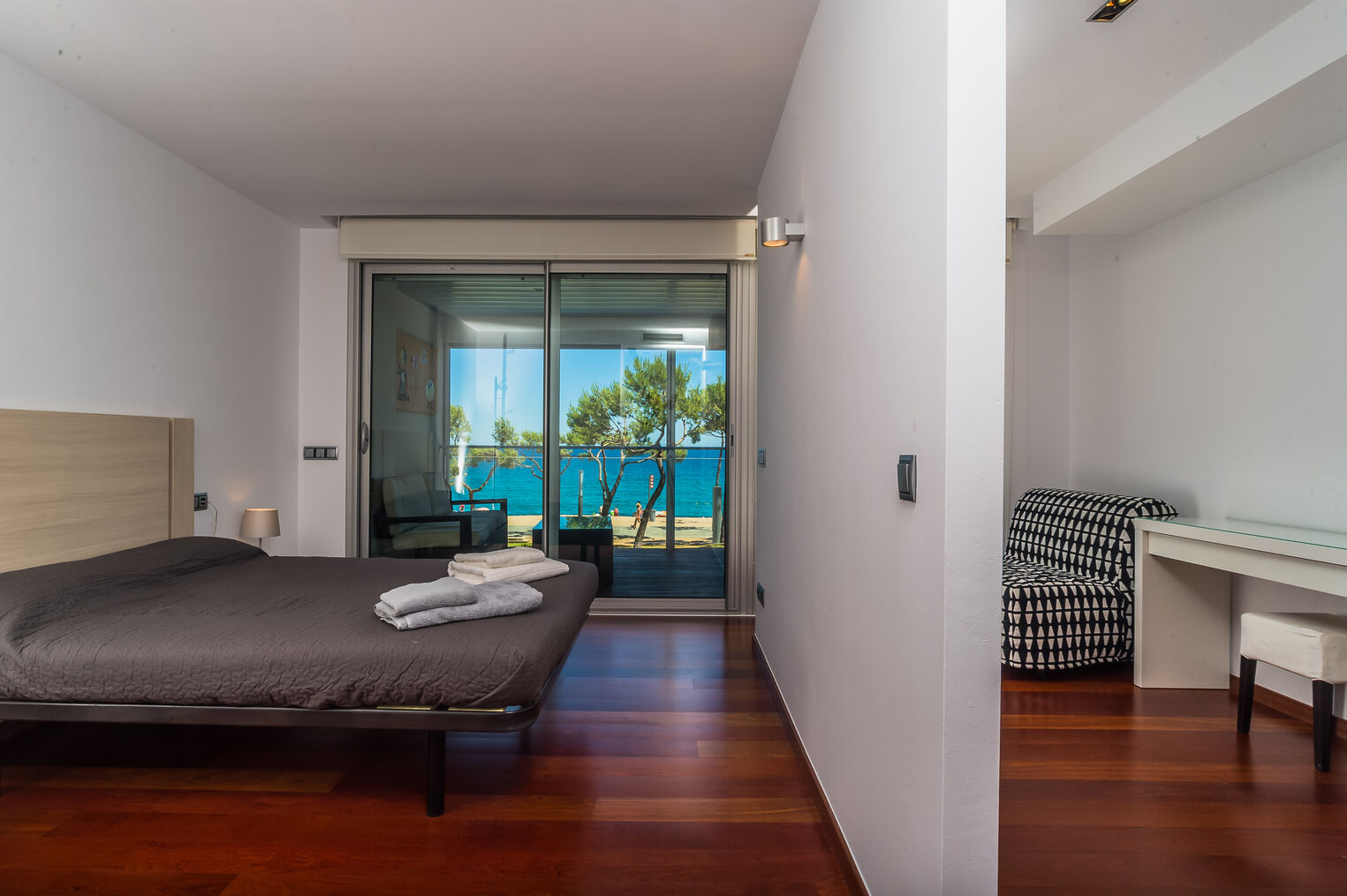 Apartament de 3 habitacions amb vistes al mar