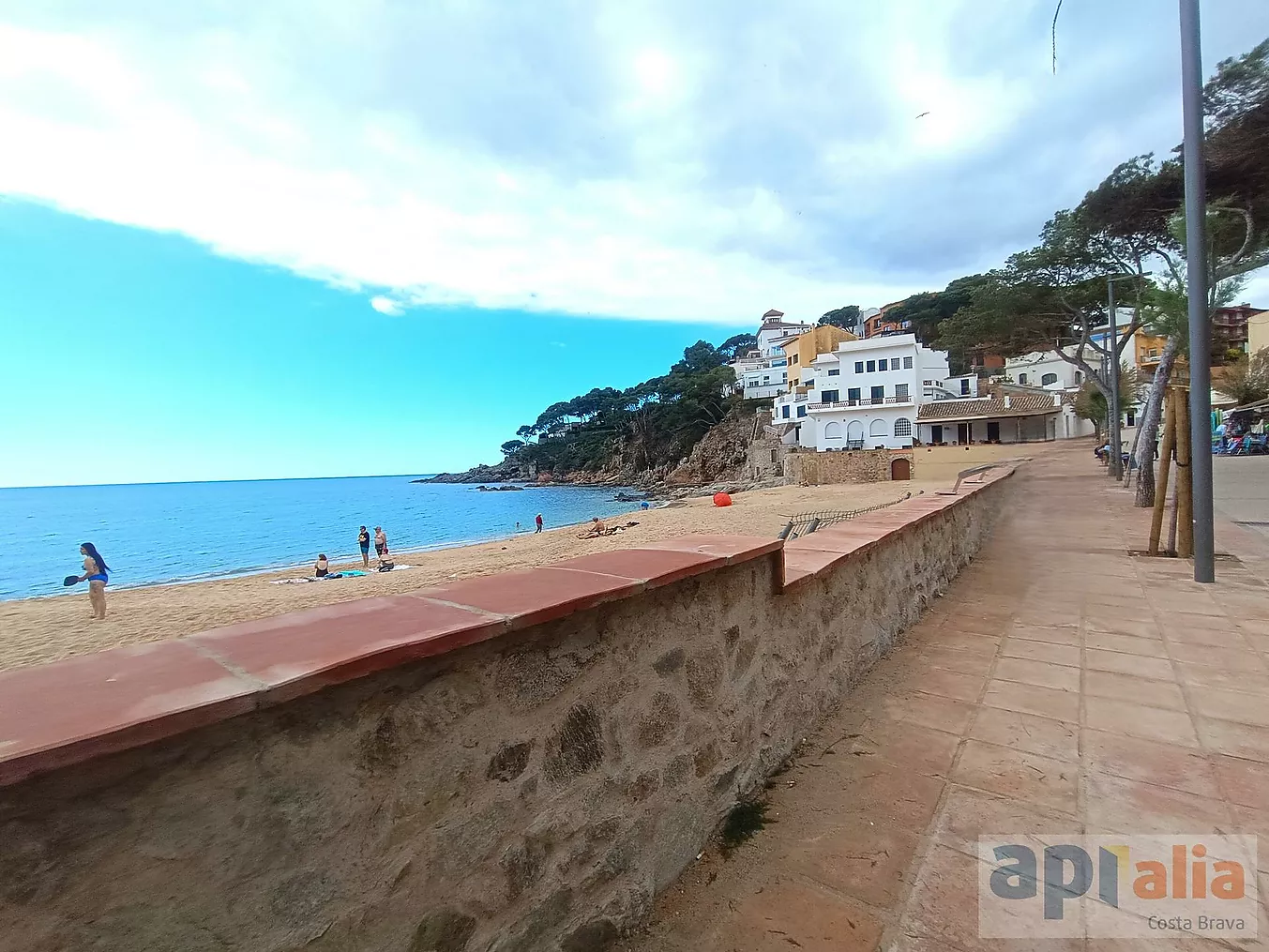 EXCLUSIVE APIALIA COSTA BRAVA, beachfront restaurant.