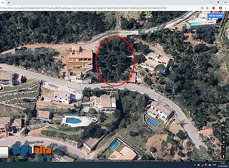 Preciosa parcel·la amb vista al mar