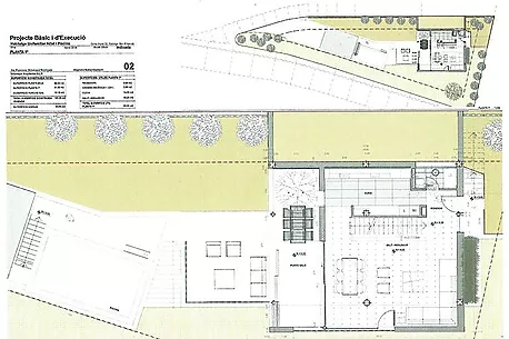 Plot with fantastic sea views + project to build a detached house