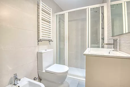 Piso reformado a dos minutos del mar.- Sant Feliu de Guíxols
