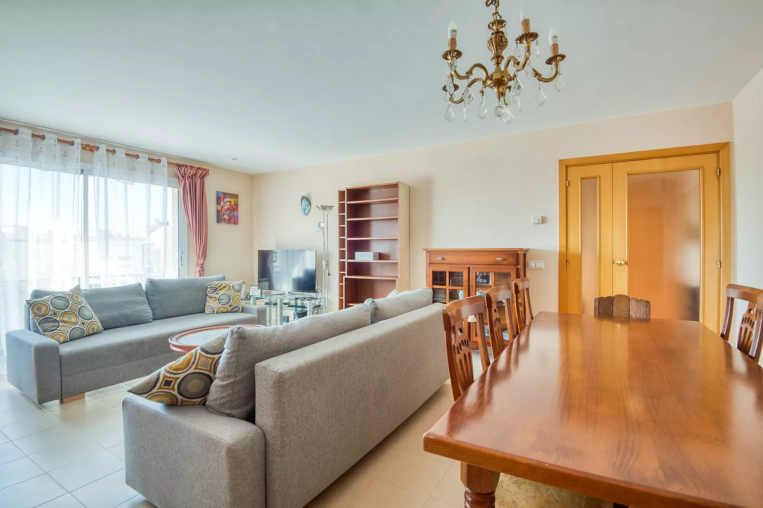 Appartement lumineux avec parking en hauteur.- Sant Feliu de Guíxols