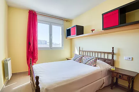 Appartement lumineux avec parking en hauteur.- Sant Feliu de Guíxols