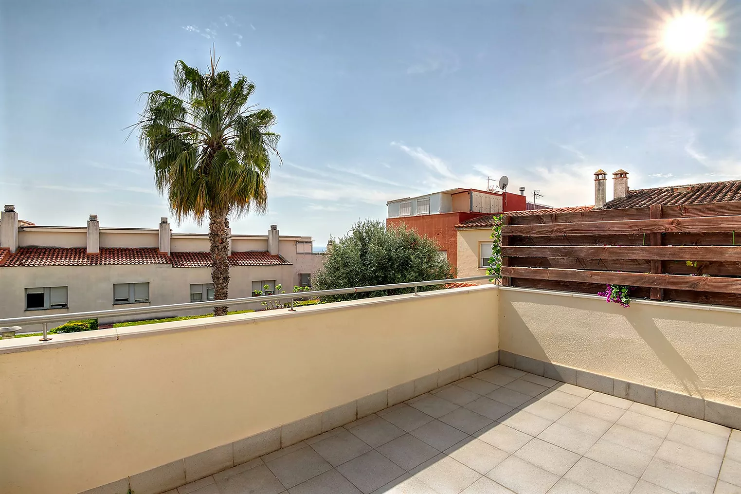 Maison mitoyenne avec terrasses et piscine.- Sant Feliu de Guíxols