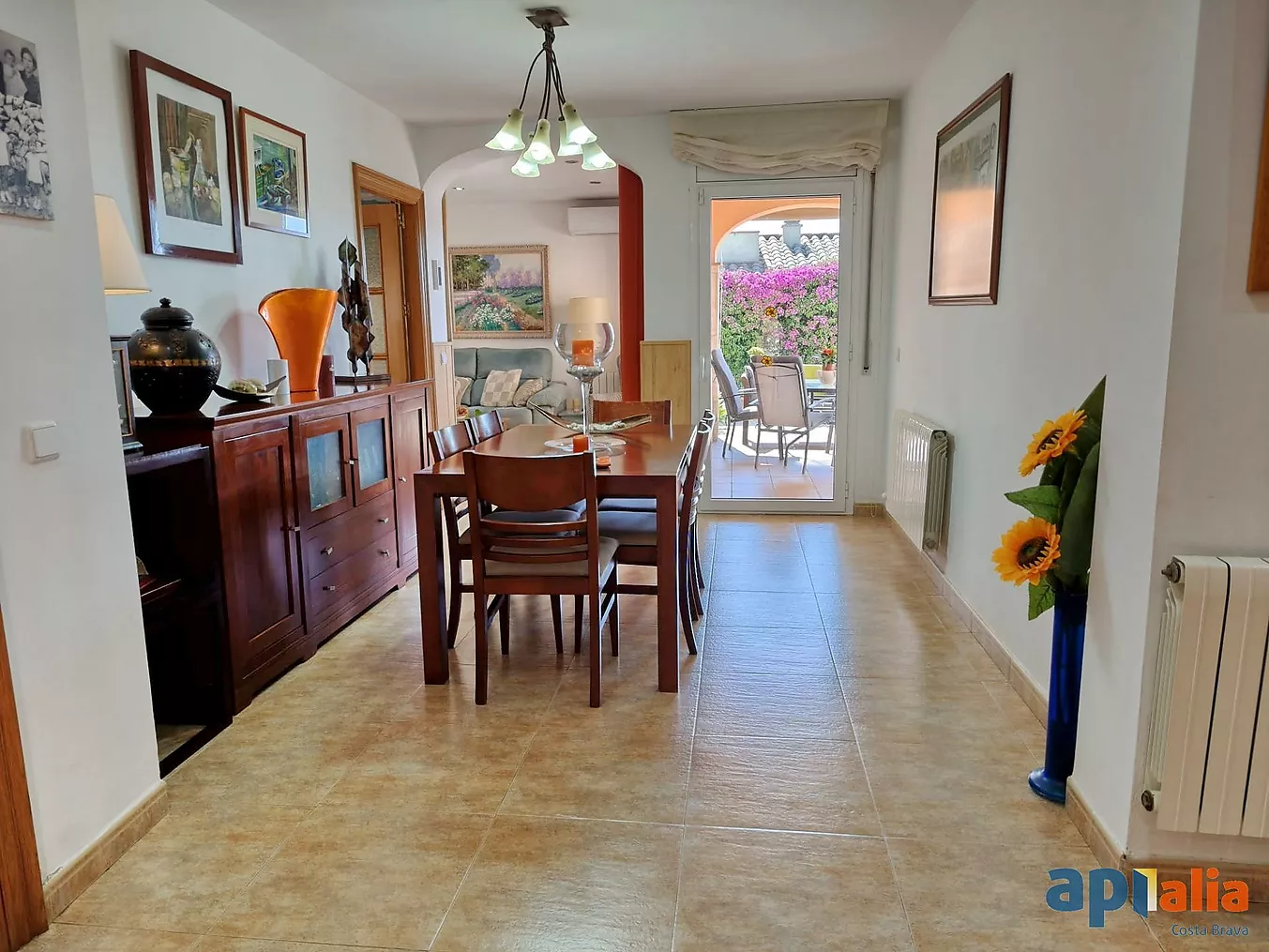 Villa with swimming pool for sale in Calonge