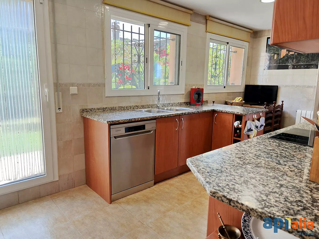 Villa with swimming pool for sale in Calonge
