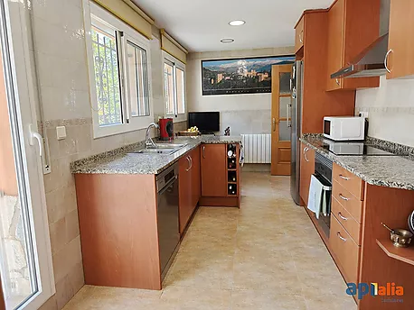 Villa with swimming pool for sale in Calonge