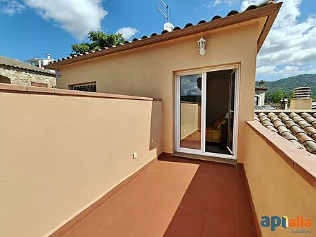 Villa with swimming pool for sale in Calonge