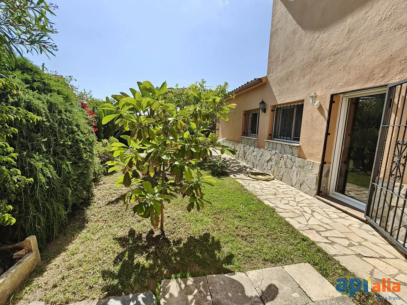 Villa with swimming pool for sale in Calonge