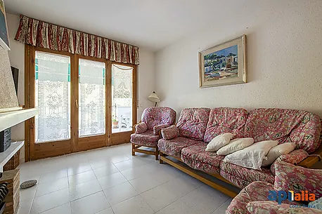 Apartament amb piscina i pista de tennis a 5 minuts de la platja de Tamariu