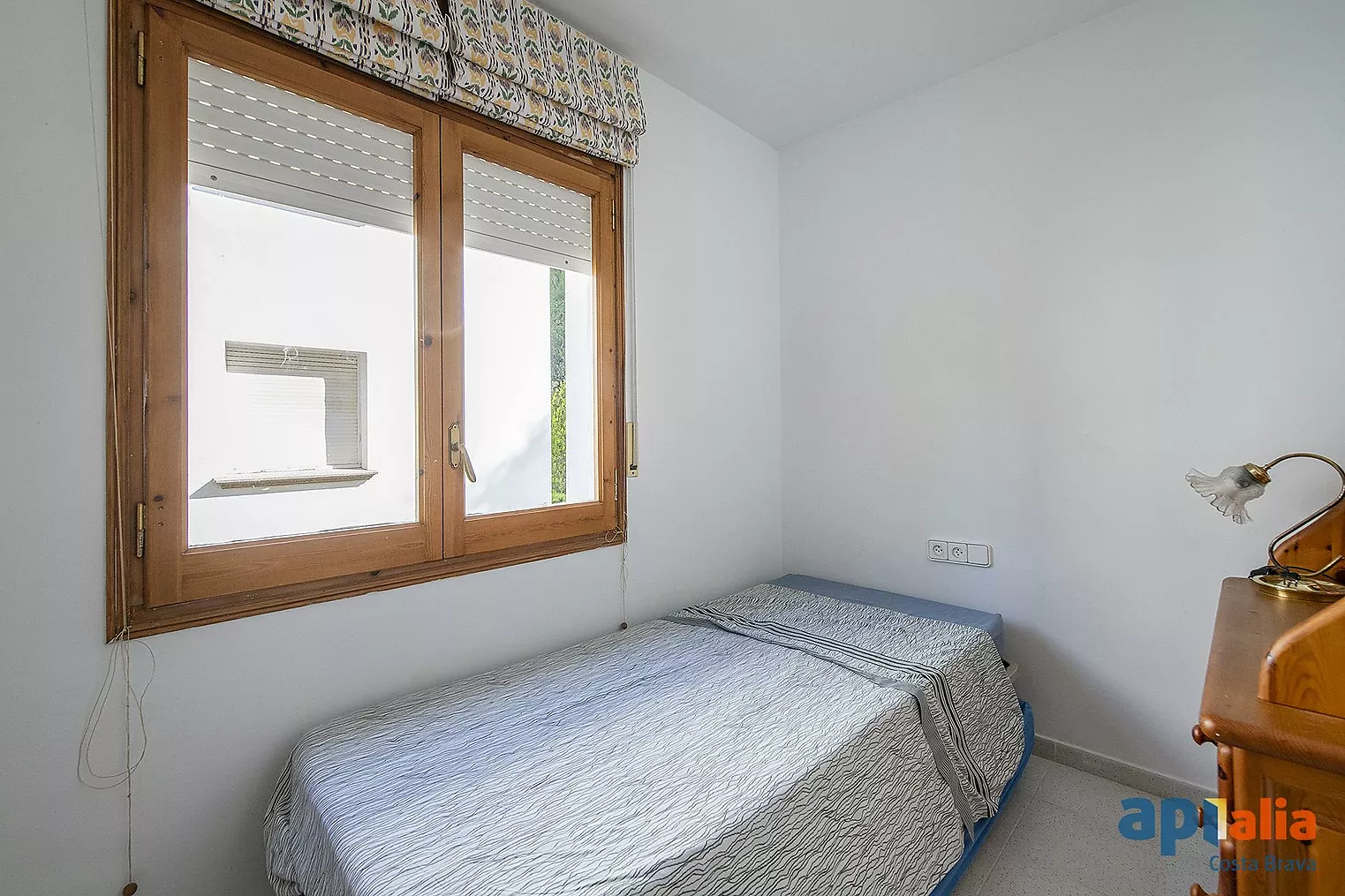 Apartament amb piscina i pista de tennis a 5 minuts de la platja de Tamariu