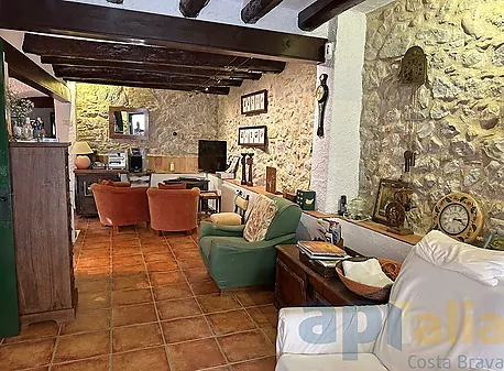House for sale in Bellcaire d'Empordà