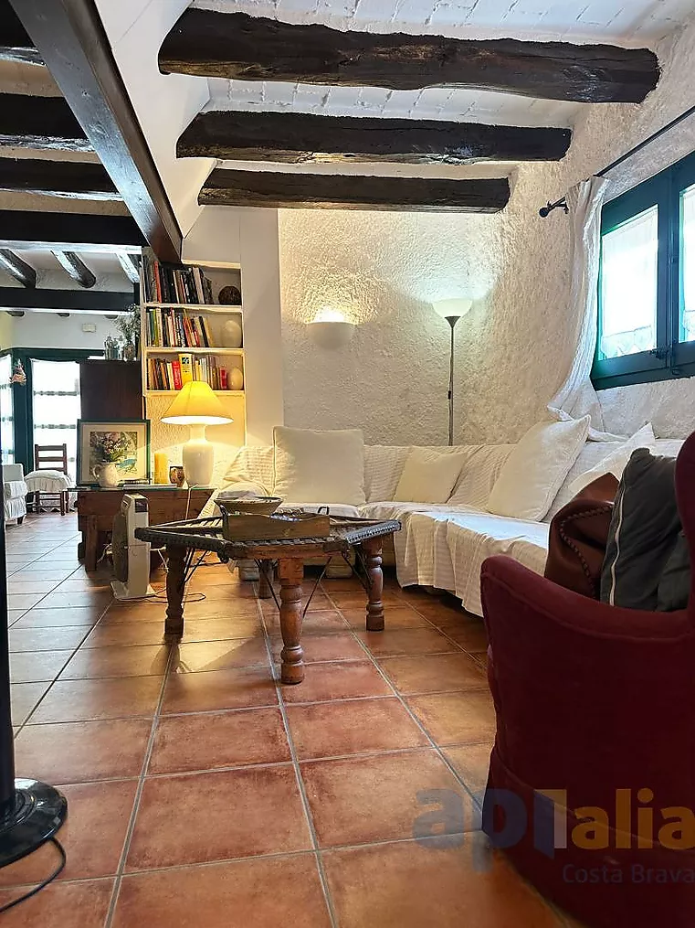 House for sale in Bellcaire d'Empordà