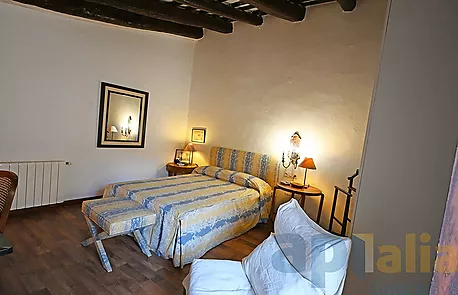 House for sale in Bellcaire d'Empordà