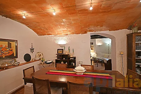 House for sale in Bellcaire d'Empordà