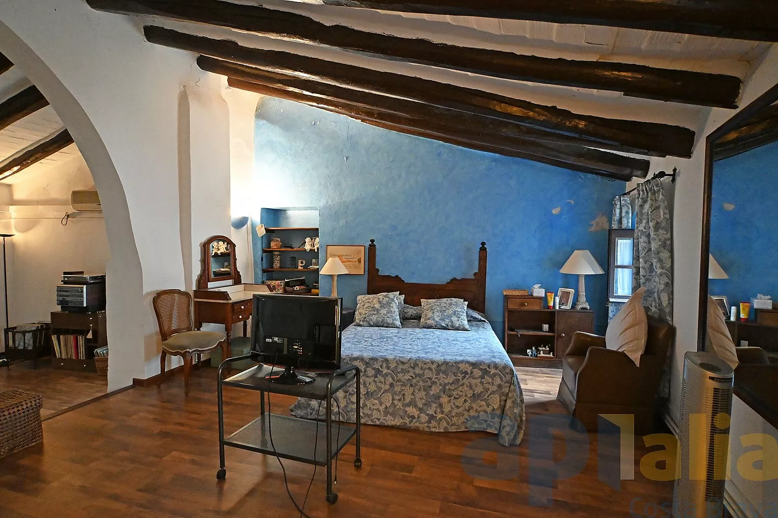 House for sale in Bellcaire d'Empordà