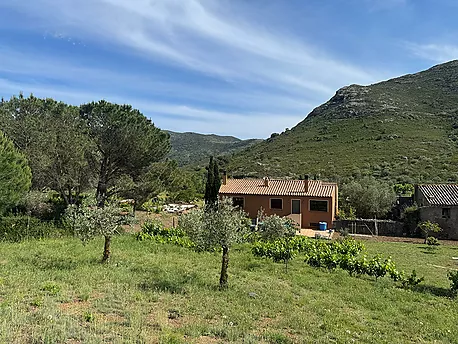 MAISON EXCLUSIVE DANS UNE URBANISATION IDYLLIQUE DE L ALT EMPORDÀ
