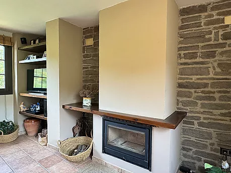 EXCLUSIVA CASA EN UNA IDÍLICA URBANIZACIÓN DEL ALT EMPORDÀ