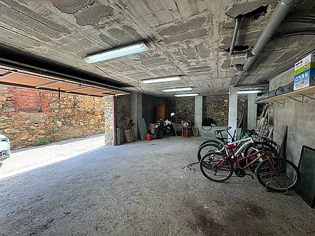 EXCLUSIVA CASA EN UNA IDÍLICA URBANIZACIÓN DEL ALT EMPORDÀ