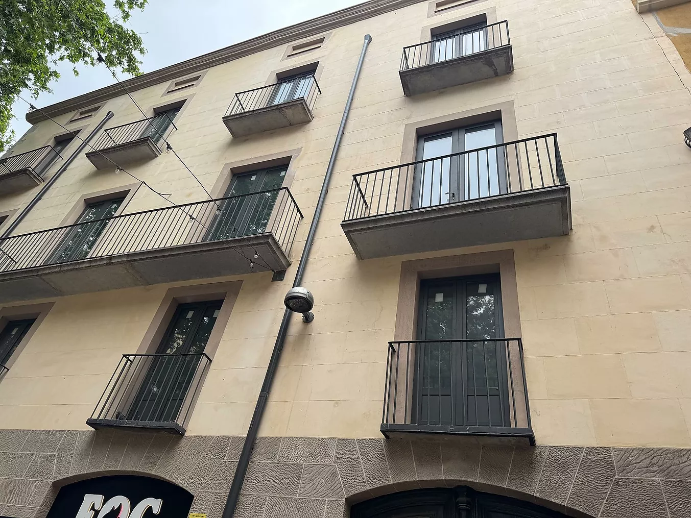 EDIFICI HISTÒRIC PER A INVERSIÓ AL CENTRE DE FIGUERES