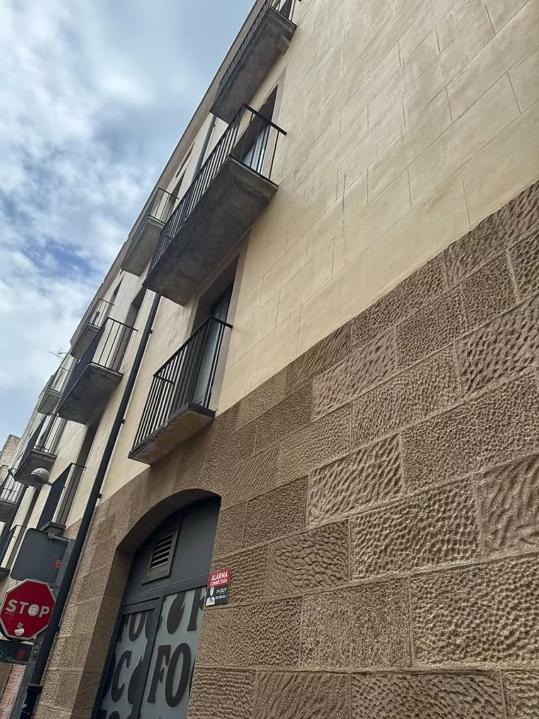 EDIFICI HISTÒRIC PER A INVERSIÓ AL CENTRE DE FIGUERES