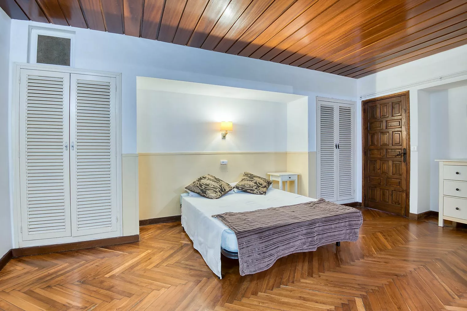 Planta baja con gran jardín céntrico.- Sant Feliu de Guíxols