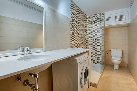 Planta baja con gran jardín céntrico.- Sant Feliu de Guíxols
