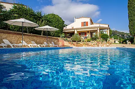 Gran casa amb llicència turística a Calonge