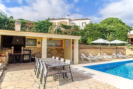 Gran casa amb llicència turística a Calonge