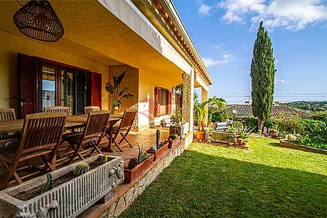 Gran casa amb llicència turística a Calonge