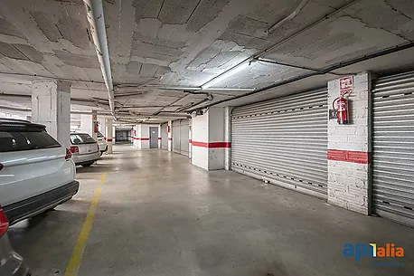 Atractiu pis amb terrassa a la zona de la Devesa de Girona