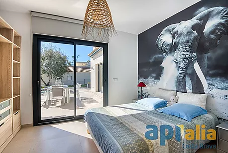 Maison contemporaine de plain pied à 5 minutes de Platja d'Aro.