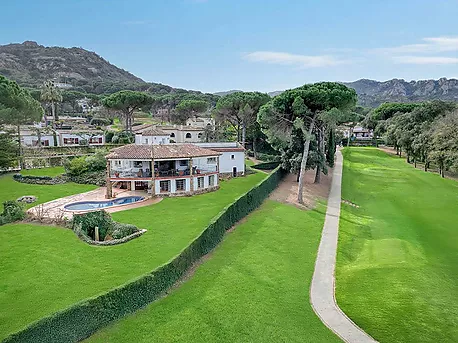 Magnifique propriété avec vue sur le golf Costa Brava