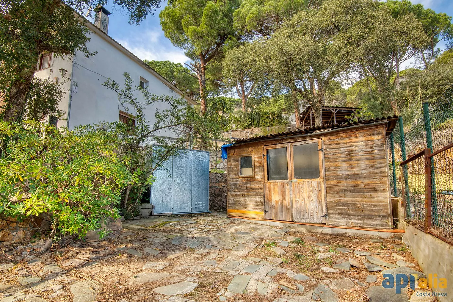 Casa aislada con 6 habitaciones, Urbanización Casa Nova